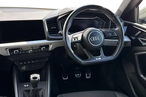 DS23ZYY Audi A1 S line 30 TFSI  110 PS 6-speed Thumbnail #19