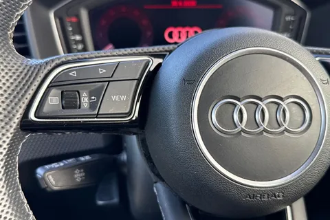 DS23ZYY Audi A1 S line 30 TFSI  110 PS 6-speed Thumbnail #33