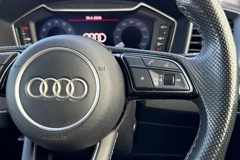 DS23ZYY Audi A1 S line 30 TFSI  110 PS 6-speed Thumbnail #34