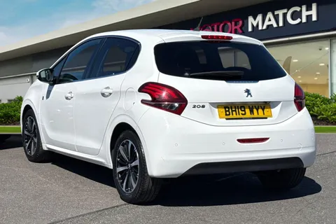 BH19WYY PEUGEOT 208 1.2 PureTech Tech Edition Euro 6 (s/s) 5dr Thumbnail #3