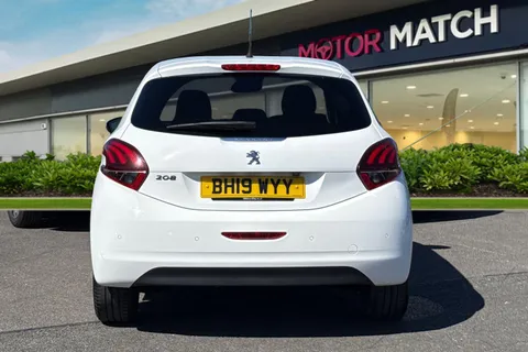 BH19WYY PEUGEOT 208 1.2 PureTech Tech Edition Euro 6 (s/s) 5dr Thumbnail #5