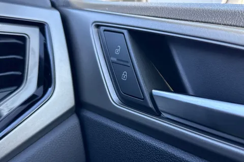 MC21YXL Volkswagen Polo 1.0 TSI 95 Match 5dr Thumbnail #40