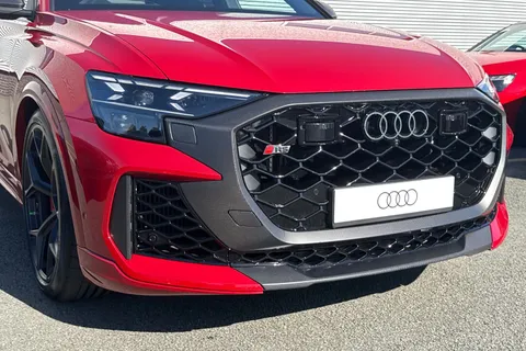  Audi RS Q8 4.0 TFSI V8 Performance Carbon Vorsprung Tiptronic quattro Euro 6 (s/s) 5dr Thumbnail #9
