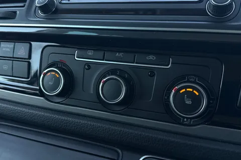AO69NYX Volkswagen Transporter 2.0 TDI BMT 150 Highline Kombi Van DSG Thumbnail #22