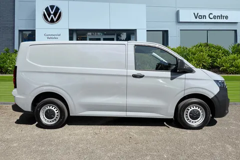 PE26ZDU Volkswagen Transporter 2.0 TDI 110 Commerce Van Thumbnail #4
