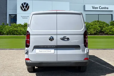 PE26ZDU Volkswagen Transporter 2.0 TDI 110 Commerce Van Thumbnail #5