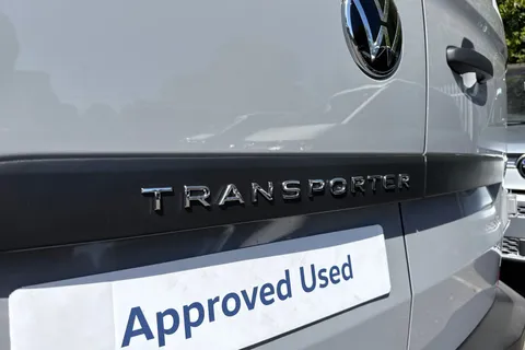 PE26ZDU Volkswagen Transporter 2.0 TDI 110 Commerce Van Thumbnail #29