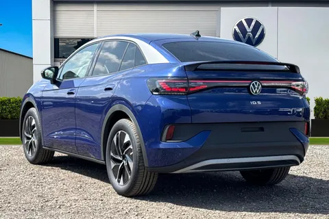  Volkswagen ID.4 Pro 77kWh Match Auto 4Motion 5dr Thumbnail #2