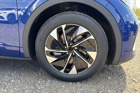  Volkswagen ID.4 Pro 77kWh Match Auto 4Motion 5dr Thumbnail #23