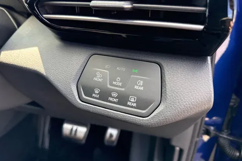  Volkswagen ID.4 Pro 77kWh Match Auto 4Motion 5dr Thumbnail #30