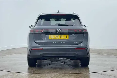 GL25FLJ Volkswagen Tiguan 1.5 TSI eHybrid Match 5dr DSG ⭐Rear camera, Easy Open & Close Electric tail Thumbnail #9