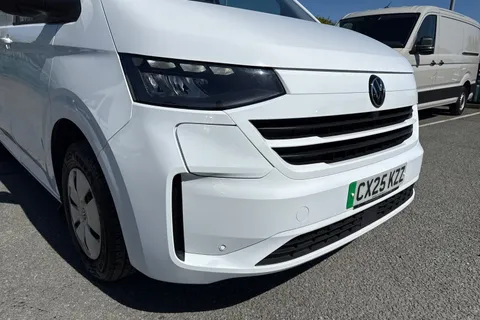 CX25KZZ Volkswagen E-Transporter T32 65kWh Commerce Plus Auto RWD SWB 5dr Thumbnail #9