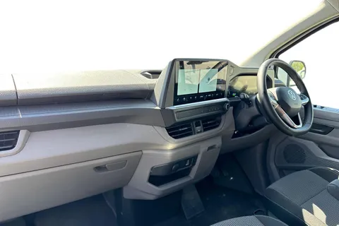 CX25KZZ Volkswagen E-Transporter T32 65kWh Commerce Plus Auto RWD SWB 5dr Thumbnail #15