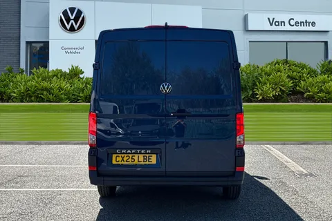 CX25LBE Volkswagen Crafter CR30 MWB Low Roof 140PS Panel Van Thumbnail #5