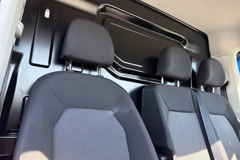 CX25LBE Volkswagen Crafter CR30 MWB Low Roof 140PS Panel Van Thumbnail #24