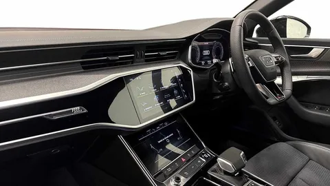DX75SBZ Audi A6 Avant Avant Black Edition 40 TFSI  204 PS S tronic Thumbnail #2