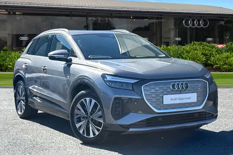 1 of 63 for Audi Q4 e-tron Q4 Sport 45 e-tron quattro 210,00 kW