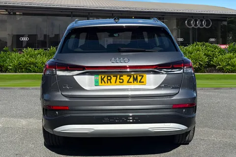 4 of 63 for Audi Q4 e-tron Q4 Sport 45 e-tron quattro 210,00 kW