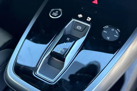 23 of 63 for Audi Q4 e-tron Q4 Sport 45 e-tron quattro 210,00 kW