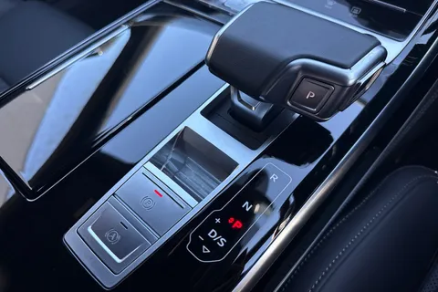 KY25DZV Audi A8 L  S line 60 TFSI e quattro 462 PS tiptronic Thumbnail #24