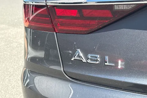 KY25DZV Audi A8 L  S line 60 TFSI e quattro 462 PS tiptronic Thumbnail #31