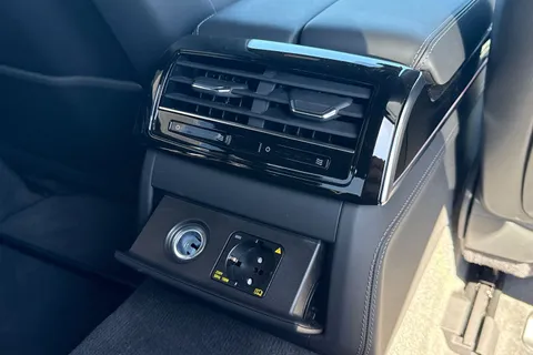 KY25DZV Audi A8 L  S line 60 TFSI e quattro 462 PS tiptronic Thumbnail #41