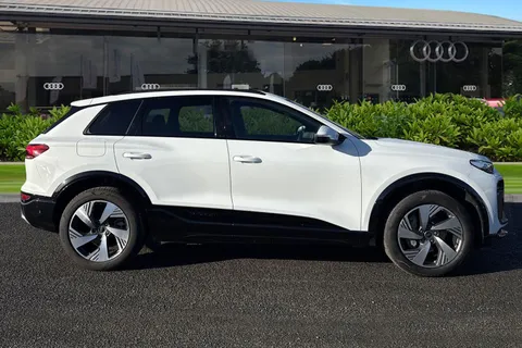 PX75YWB Audi Q6 E-Tron 100kWh Performance S line Auto 5dr Thumbnail #4