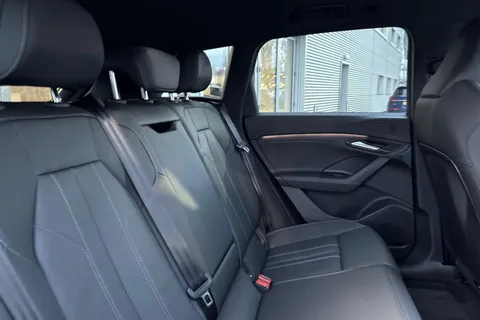 PX75YWB Audi Q6 E-Tron 100kWh Performance S line Auto 5dr Thumbnail #15