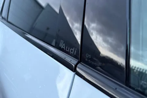 PX75YWB Audi Q6 E-Tron 100kWh Performance S line Auto 5dr Thumbnail #27