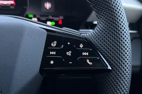 PX75YWB Audi Q6 E-Tron 100kWh Performance S line Auto 5dr Thumbnail #44