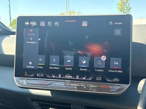MH75BCO CUPRA Born 240kW e-Boost VZ 79kWh 5dr Auto **Vat Qualifying** Thumbnail #39