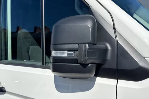 ML74COH Volkswagen Crafter 2.0 TDI 140PS Commerce Plus High Roof Van Thumbnail #26