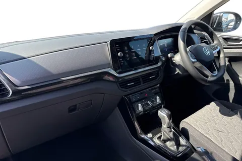  Volkswagen T-Roc 1.0 TSI Match Euro 6 (s/s) 5dr Thumbnail #13