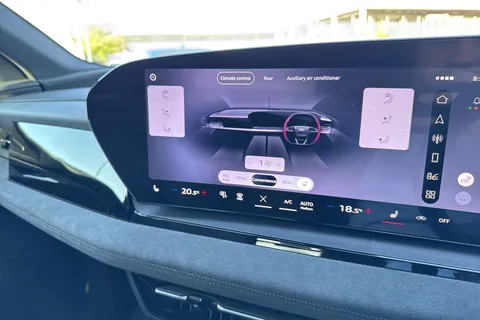 Audi Sq6 E-Tron 100kWh S Black Edition Auto quattro 5dr Thumbnail #22