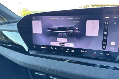  Audi Sq6 E-Tron 100kWh S Black Edition Auto quattro 5dr Thumbnail #48