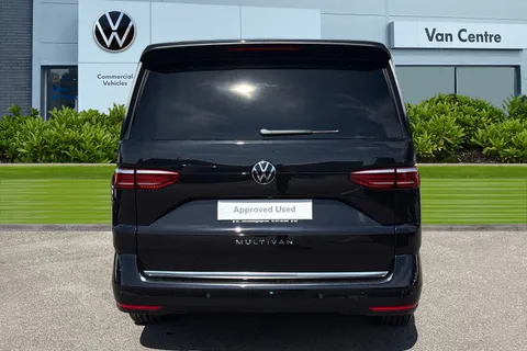 DE26GTF Volkswagen Multivan Style  LWB 150PS 2.0 TDI 7 Speed DSG - 7-Seat Conference Package Thumbnail #5