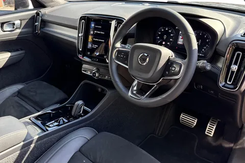 SM71LGY Volvo Xc40 1.5 T3 R-Design Auto Euro 6 (s/s) 5dr Thumbnail #15