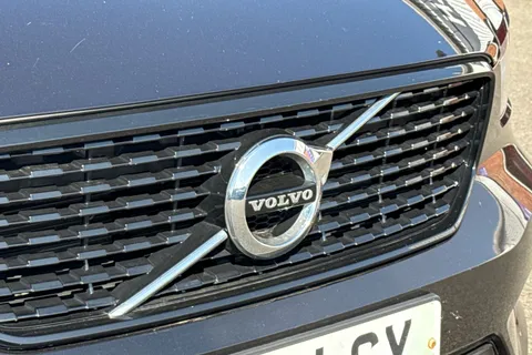 SM71LGY Volvo Xc40 1.5 T3 R-Design Auto Euro 6 (s/s) 5dr Thumbnail #27
