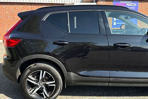 SM71LGY Volvo Xc40 1.5 T3 R-Design Auto Euro 6 (s/s) 5dr Thumbnail #30