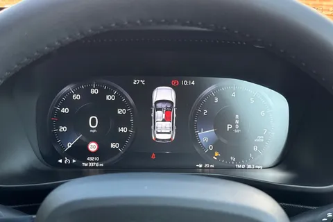 SM71LGY Volvo Xc40 1.5 T3 R-Design Auto Euro 6 (s/s) 5dr Thumbnail #47