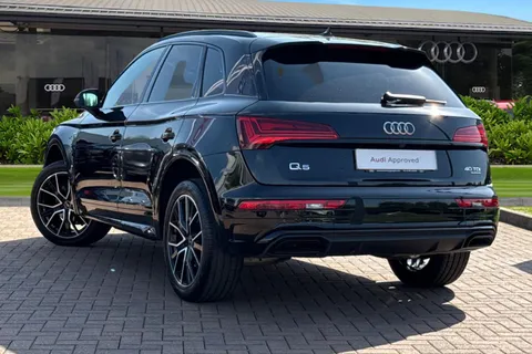 DC23POU Audi Q5 Edition 1 40 TDI quattro 204 PS S tronic Thumbnail #3