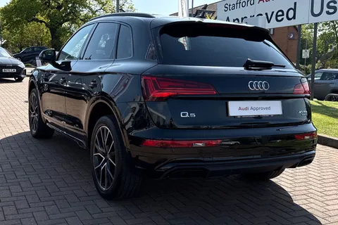 DC23POU Audi Q5 Edition 1 40 TDI quattro 204 PS S tronic Thumbnail #8