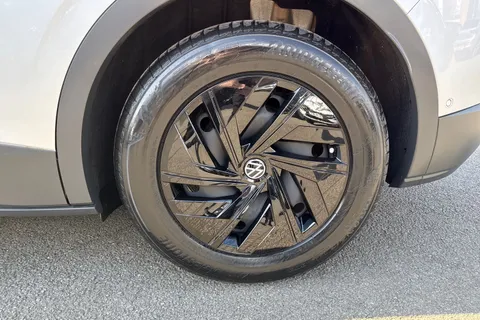 DA25BVC Volkswagen ID.4 109kW Life Pure 52kWh 5dr Auto [110kW Ch] Thumbnail #12