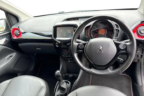 DE67BBO PEUGEOT 108 1.2 PureTech GT Line Euro 6 5dr Thumbnail #18