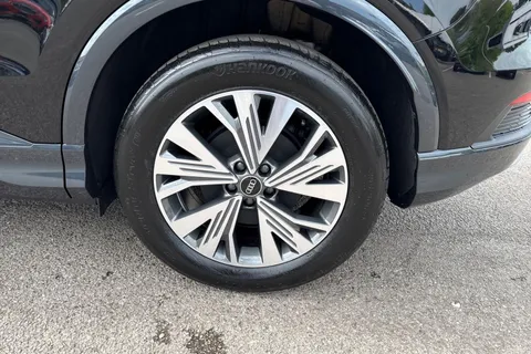 12 of 56 for Audi Q4 e-tron 40 Sport Auto 5dr 82kWh