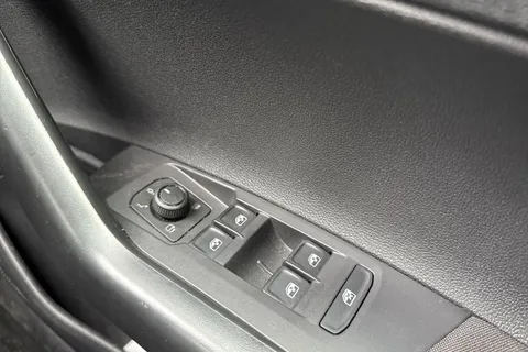 GK25CXE Volkswagen Taigo 1.0 TSI 115 Match 5dr⭐IQ.LIGHT - LED matrix headlights pack, Light & Sight Thumbnail #26
