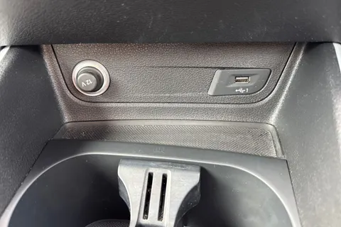 DC19YEE Audi Q2 1.0 TFSI 30 SE Euro 6 (s/s) 5dr Thumbnail #47