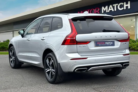 KX20HZE Volvo Xc60 2.0 B5 MHEV R-Design Auto AWD Euro 6 (s/s) 5dr Thumbnail #3