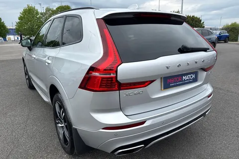 KX20HZE Volvo Xc60 2.0 B5 MHEV R-Design Auto AWD Euro 6 (s/s) 5dr Thumbnail #9