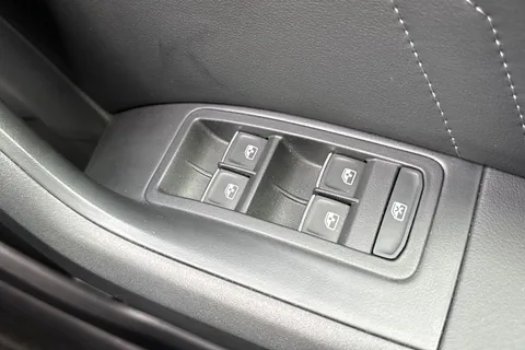 36 of 57 for SEAT Ateca 1.5 TSI EVO XPERIENCE DSG Euro 6 (s/s) 5dr